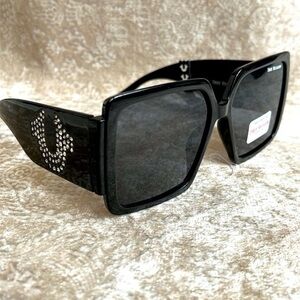 Brand New True Religion Oversized Black Square Sunglasses w/ Rhinestone Logo